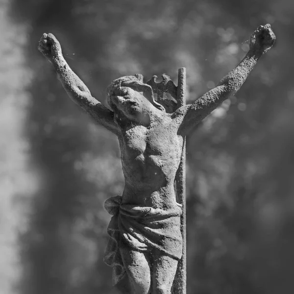イエス キリストは 十字架を運ぶ 像の断片 — ストック写真