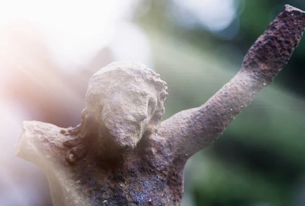 Estatua Antigua Parcialmente Destruida Crucifixión Jesucristo Religión Sufrimiento Amor Concepto — Foto de Stock