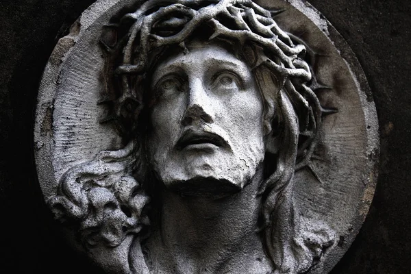 Jesus Cristo Uma Coroa Espinhos Fragmento Estátua — Fotografia de Stock