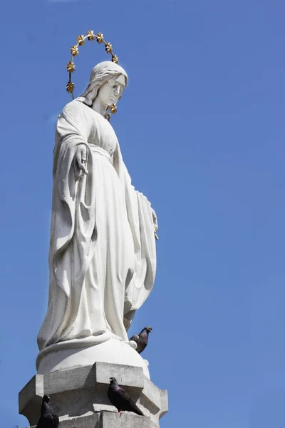 Jomfru Marias Statue Som Symbol Kjærlighet Godhet – stockfoto