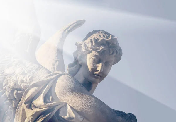 Angel Sunlight Antique Statue — Stock Photo, Image