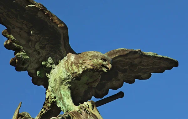 Rzeźba Orła Jako Symbolu Wspaniałości Mocy — Zdjęcie stockowe