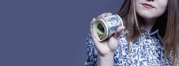 Όμορφη Επιτυχία Επιχειρήσεων Γυναίκα Κρατώντας Δολάριο Τραπεζογραμματίων Χρήματα Πλούτος Εργασία — Φωτογραφία Αρχείου