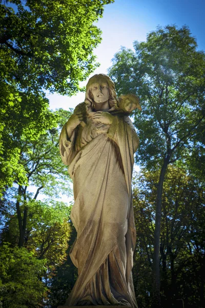 Antikke Statue Jesus Kristus Den Gode Hyrde Med Tabte Får - Stock-foto