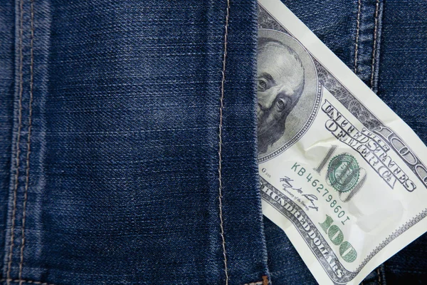 Kavram: param var! 100 ABD Doları 'na yakın kot pantolon.