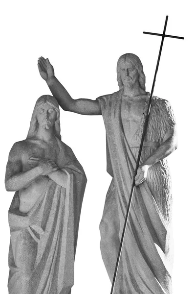 洗礼者ヨハネの古代の石像はイエス キリストを洗礼しました 白を基調とした黒像 — ストック写真