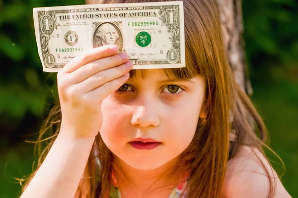 Futura Carrera Mente Joven Chica Hermosa Con Billete Dólar Estadounidense — Foto de Stock