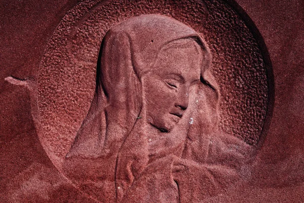 Maagd Maria Een Oud Standbeeld Van Trieste Vrouw — Stockfoto