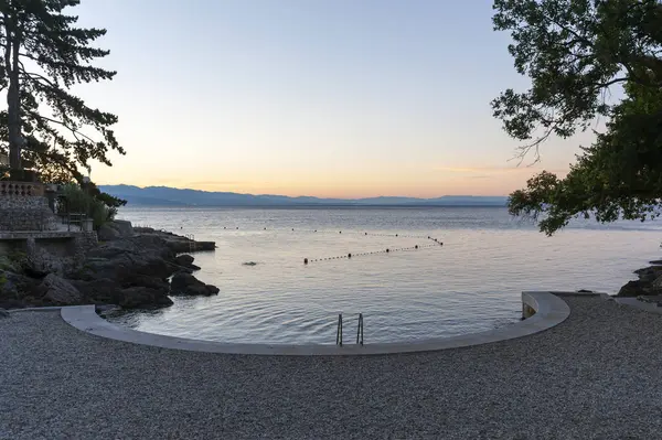 Prima Dell Alba Sulla Spiaggia Attività Balneare Mattutina Mediterraneo — Foto Stock