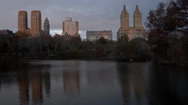Güzel Sonbahar Sabahı New York Central Park Sonbahar renkleri