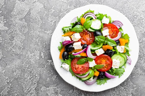 Salade Grecque Salade Légumes Frais Avec Tomate Oignon Concombre Poivre — Photo