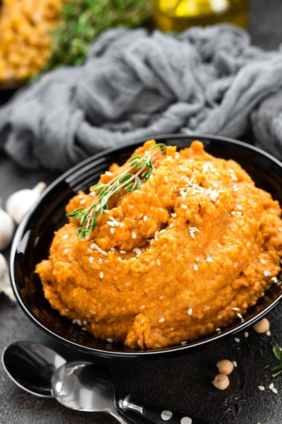 Hummus Verse Zelfgemaakte Kikkererwten Hummus Kom — Stockfoto