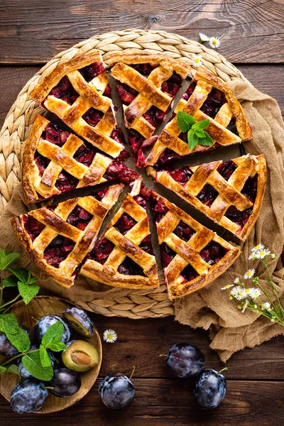 Plăcintă Fructe Plăcintă Dulce Tartă Prune Proaspete Tort Delicios Prune — Fotografie, imagine de stoc