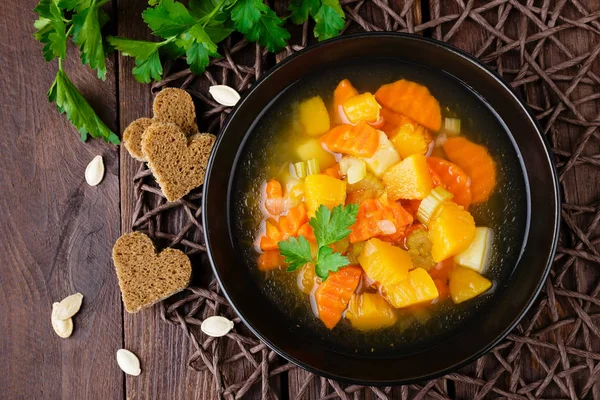 Zuppa Verdure Con Carota Patate Zucca Cibo Vegetariano Sano — Foto Stock