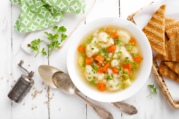 Sopa Verduras Con Coliflor Zanahoria Guisantes Verdes Cebolla Patata — Foto de Stock