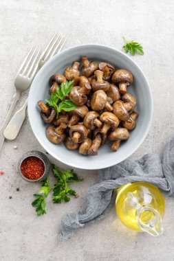 Kızarmış mantar, champignons, üst görünümü