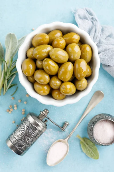 Aceitunas Verdes Tazón — Foto de Stock