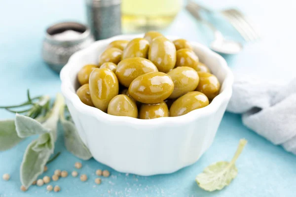 Green Olives Bowl — Stock Photo, Image