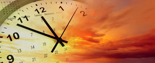 Reloj Calendario Cielo Brillante Tiempo Pasa — Foto de Stock
