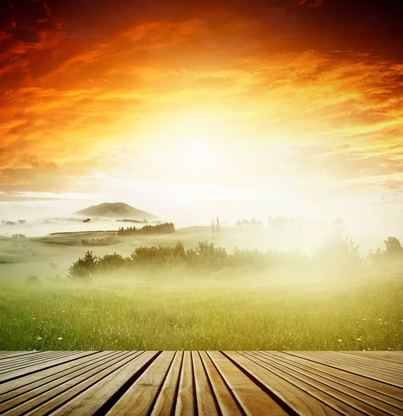 Vista dall'alba dal ponte — Foto Stock