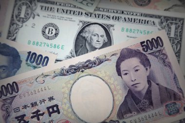 Amerikan ve Yen banknotları