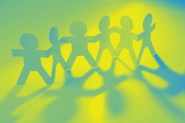 Kağıt zincir takımı elele