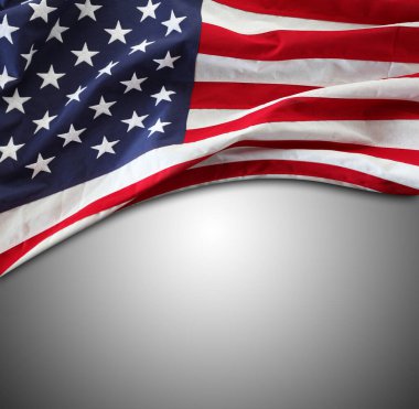 Gri arkaplanda Amerikan bayrağı