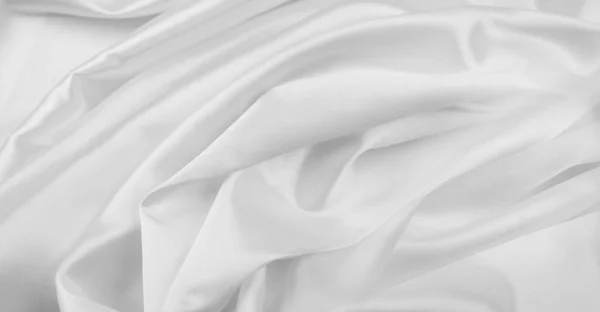Крупный План Волнистых Белых Шелковых Тканей — стоковое фото