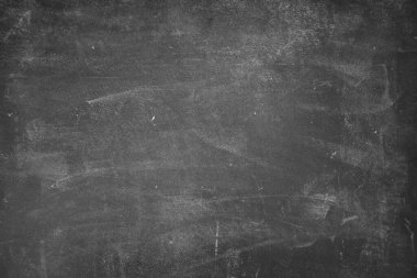 Tahta arka planda tebeşir temizlendi