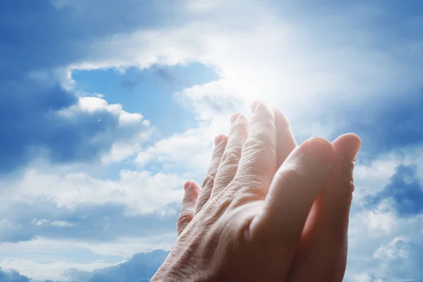 Hands Praying Sky — Stock Photo, Image