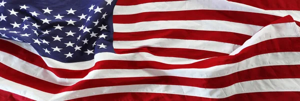 Dalgalanan Amerikan Bayrağına Yakın Çekim — Stok fotoğraf