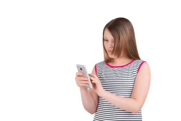 Teen Dziewczyna Trzymając Smartfon Rękach Białym Tle — Zdjęcie stockowe