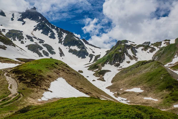 Bela Paisagem Montanhosa Com Neve — Fotografia de Stock