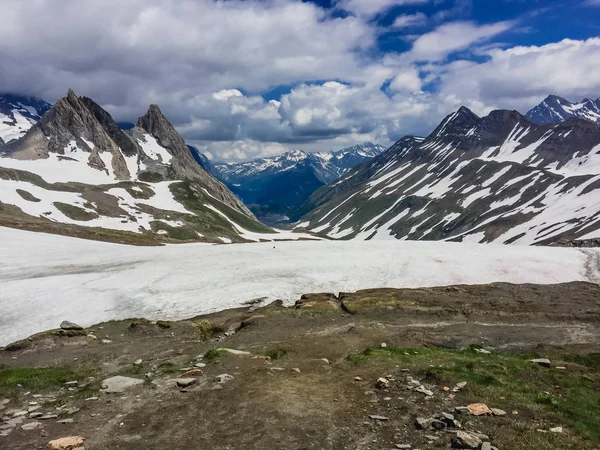 Hermoso Paisaje Montaña Con Nieve —  Fotos de Stock