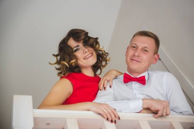 Güzel, genç ve aşık bir çift 