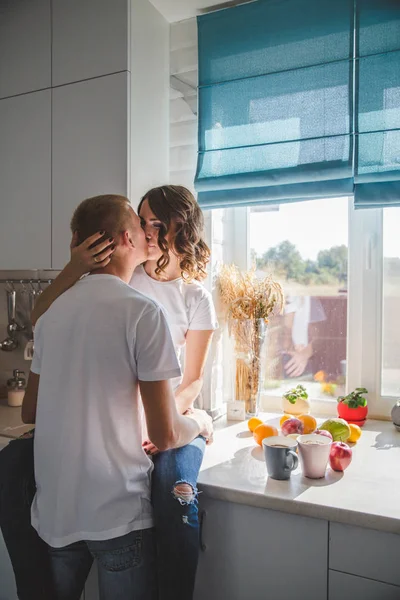 Beautiful Young Couple Love Kitchen — Stock Photo, Image