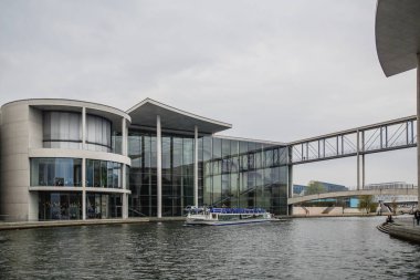 Alman Başbakanlık binası Almanya'da Reichstag yakınındaki