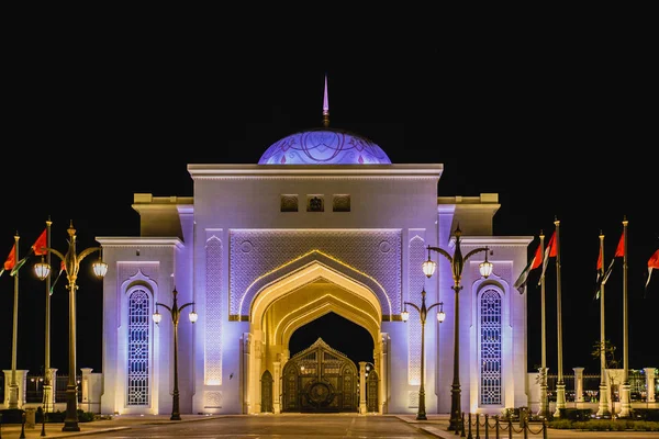Night View Emirates Palace Entrance Door Abu Dhabi — Stock Photo, Image