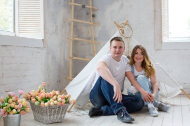 Aşık güzel bir çift.