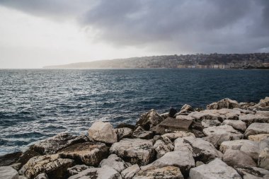 Napoli, İtalya'da güzel deniz manzarası