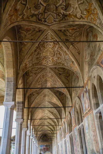 那不勒斯圣基亚拉修道院 — 图库照片
