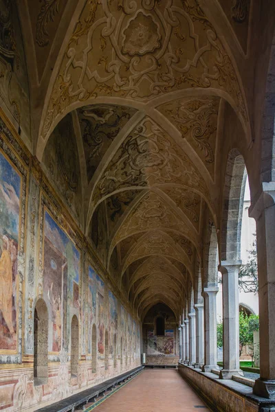 ナポリのサンタキアラ修道院 — ストック写真