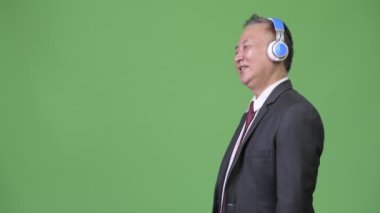 Olgun Japon işadamı müzik