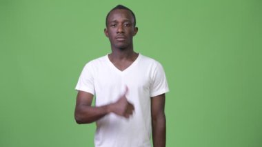 Yaşasın vererek Afrika delikanlı