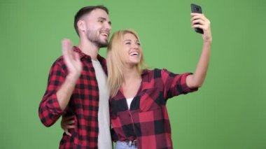 Video telefon ile birlikte arama genç çift