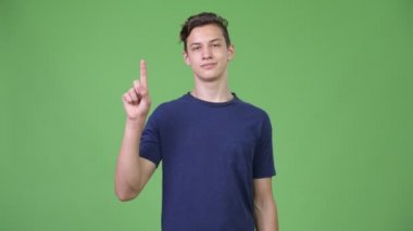 Genç yakışıklı genç çocuk bir fikir olan