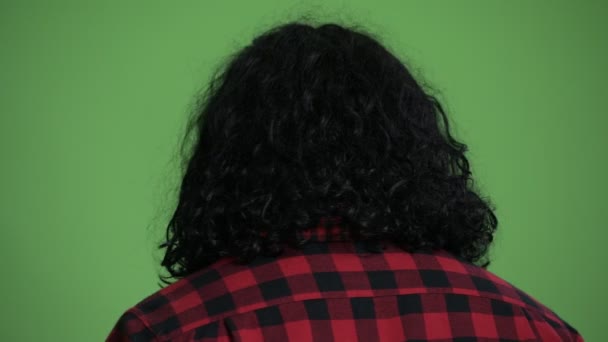 Studioaufnahme Eines Mannes Mit Horrormaske Gegen Chromaschlüssel Mit Grünem Hintergrund — Stockvideo
