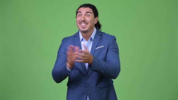 Красивий бізнесмен плескає руками — стокове відео