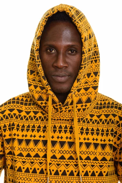 Rostro de un joven africano negro con capucha — Foto de Stock