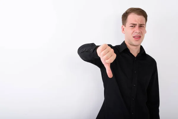 Jovem empresário bonito contra fundo branco — Fotografia de Stock